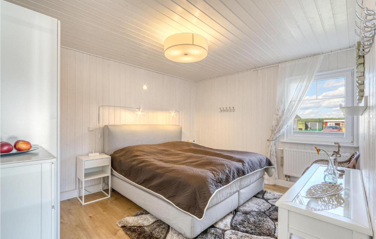 Amazing home in Zerpenschleuse with 2 Bedrooms&WiFi Buitenkant foto